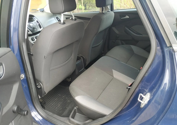 Ford Focus cena 20900 przebieg: 271500, rok produkcji 2014 z Jaworzno małe 106